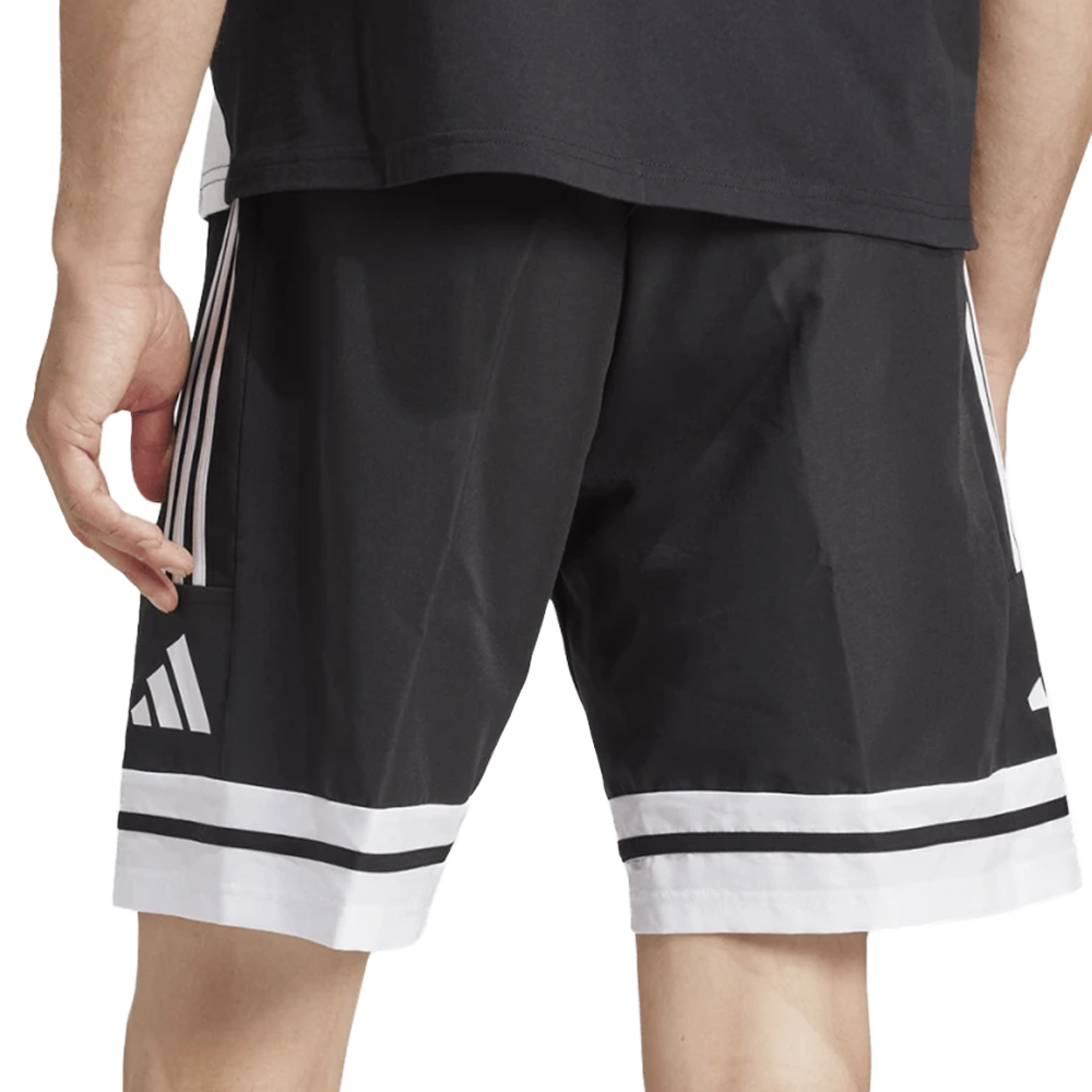 PANTALÓN CORTO DE PASEO JUGADOR JUNIOR 25/26